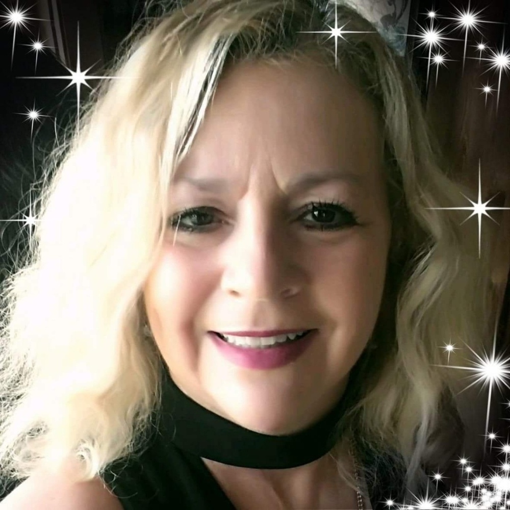 Meet your Posher, Julia Hicks Poole